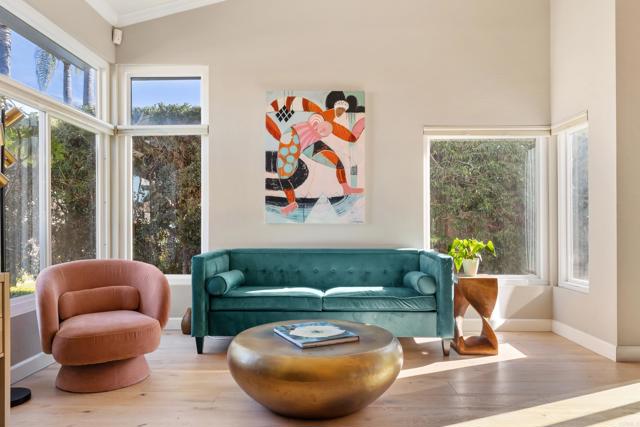 Detail Gallery Image 4 of 28 For 2072 Wandering Rd, Encinitas,  CA 92024 - 4 Beds | 2/1 Baths