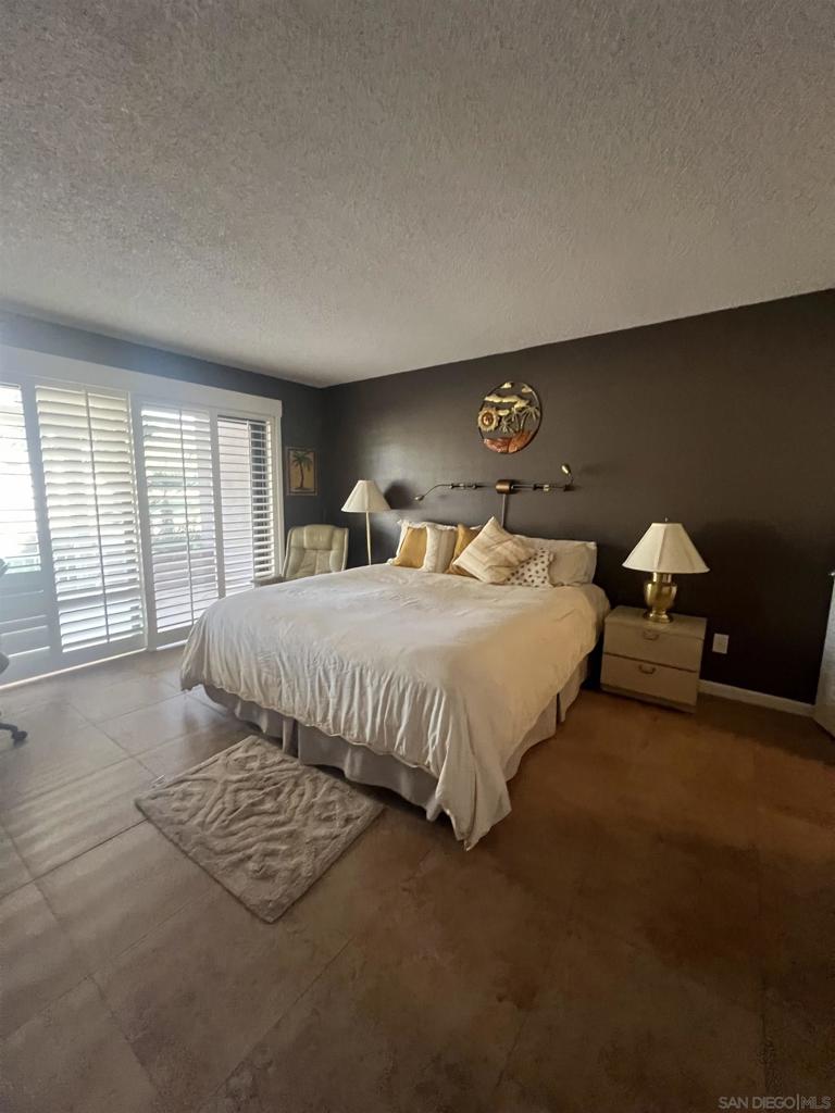 MLS #250043751SD image #12