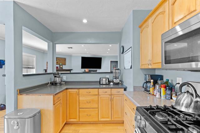 8626 Prospect Avenue, Santee CA: https://media.crmls.org/mediaz/a26480bb-40a7-4411-953f-77fa7a6fa3f9.jpg