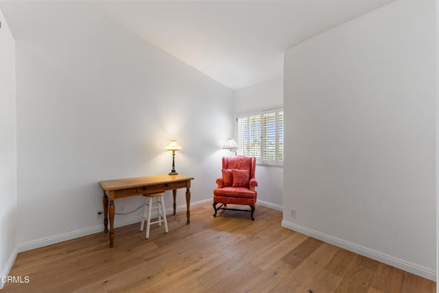6861 Aviano Drive, Camarillo CA: https://media.crmls.org/mediaz/a2650e97-1f92-4865-864f-bbbd8682c7f7.jpg