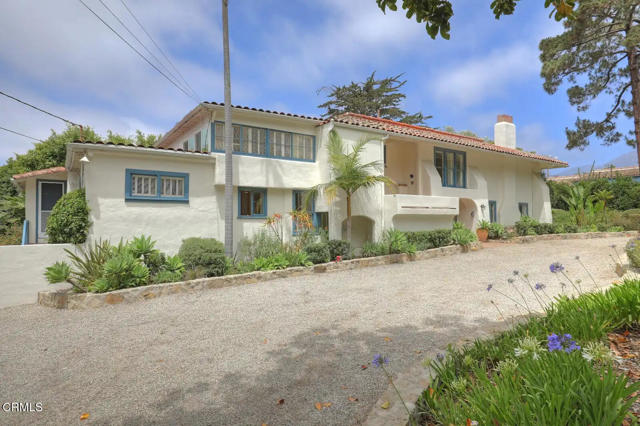2607 Puesta Del Sol, Santa Barbara CA: https://media.crmls.org/mediaz/a2659861-6578-46c1-9d83-51eba6beac53.jpg