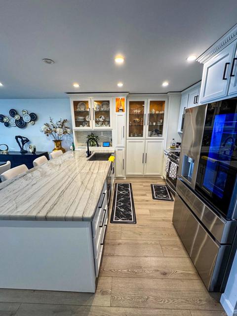 Detail Gallery Image 3 of 40 For 2500 Torrey Pines Road #902,  La Jolla,  CA 92037 - 2 Beds | 2 Baths