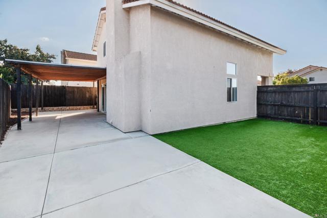 Detail Gallery Image 23 of 26 For 1149 Cochise Ct, Vista,  CA 92084 - 4 Beds | 3 Baths