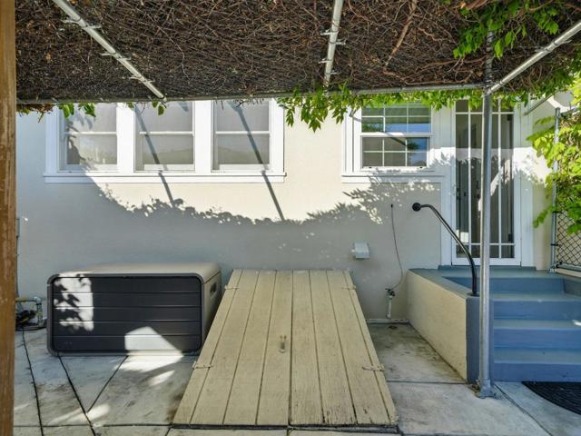 467 N 13th Street, San Jose CA: https://media.crmls.org/mediaz/a267ac39-7c0b-4c81-8972-46b6158e91e3.jpg