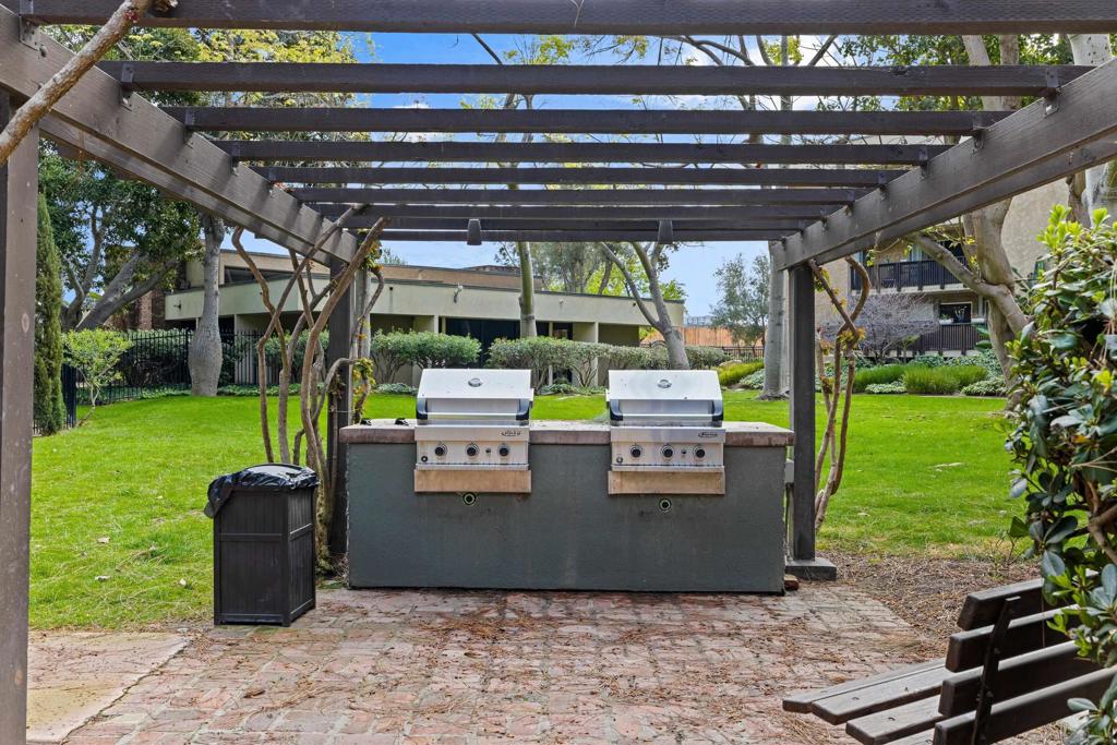 6406 Friars Rd. - photo 13
