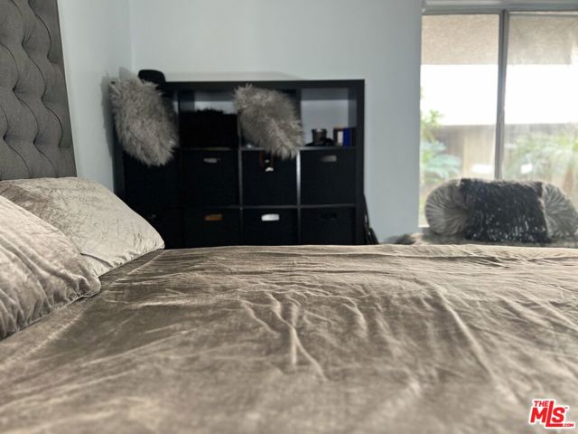 20134 Leadwell Street, Winnetka CA: https://media.crmls.org/mediaz/a268e8a3-b739-4199-884b-41bc474165a1.jpg