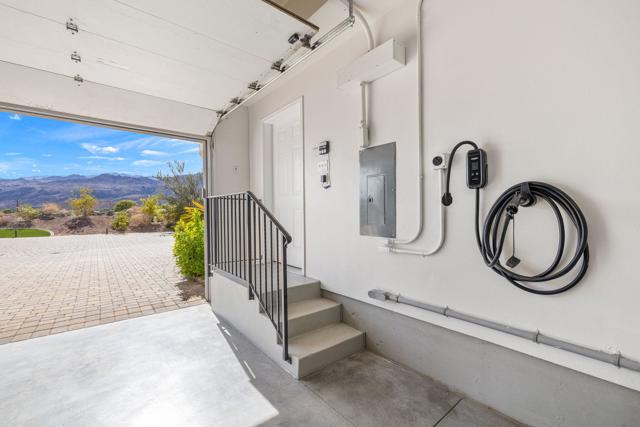 71530 Quail Trail, Palm Desert CA: https://media.crmls.org/mediaz/a2699350-7f48-43d1-8ea5-0e459d0c8856.jpg
