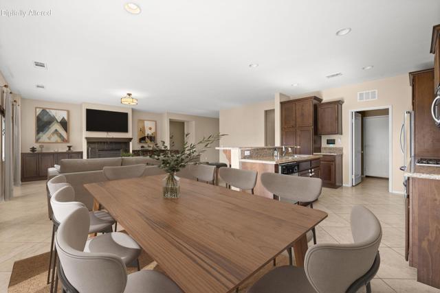 73861 Da Vinci Court, Palm Desert, CA 92211
