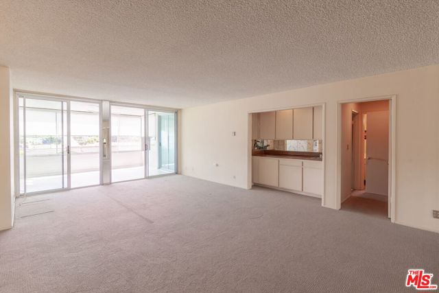 8701 Delgany Avenue, Playa del Rey CA: https://media.crmls.org/mediaz/a26b18f6-4968-4325-b3a0-cf8031fee36a.jpg