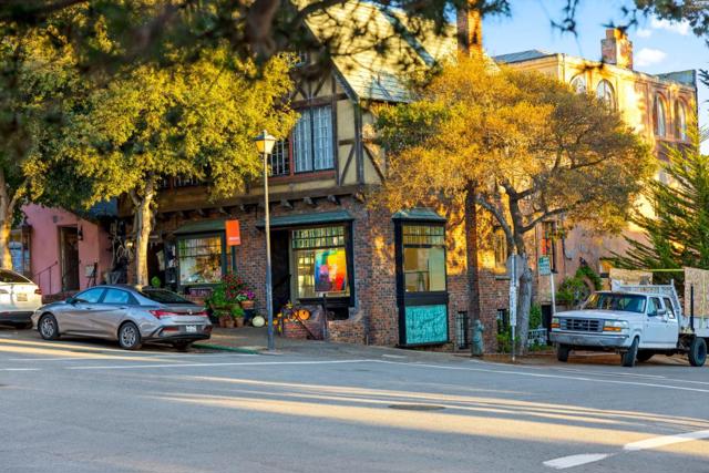 25805 Carmel Knolls, Carmel CA: https://media.crmls.org/mediaz/a26b3429-3967-4dac-aced-5d0c7fe314db.jpg