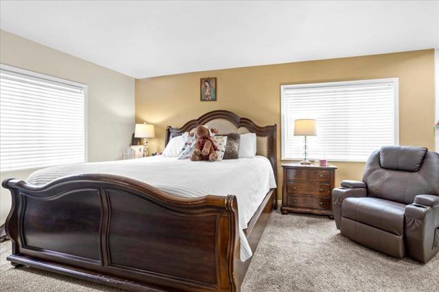 20 Russell Rd Street, Salinas CA: https://media.crmls.org/mediaz/a26bc1d4-5224-4232-bc86-5324be053984.jpg