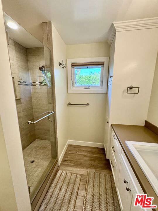 10740 Aqua Vista Street, Studio City CA: https://media.crmls.org/mediaz/a26c1ceb-c138-4900-83da-bba4b3206509.jpg