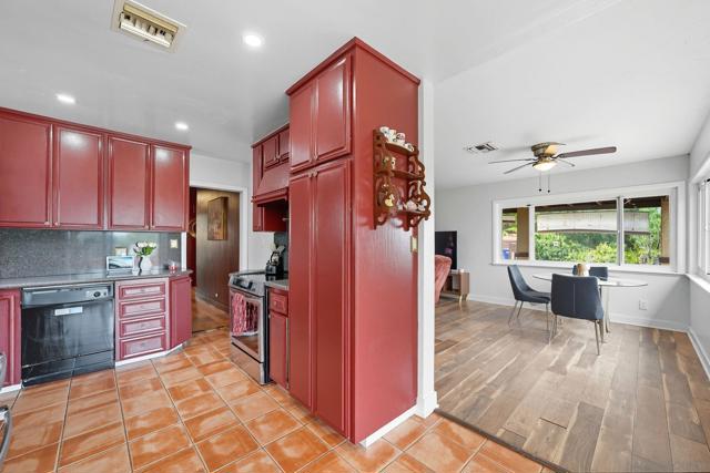 321 North Lane, El Cajon CA: https://media.crmls.org/mediaz/a26c2c43-c990-4921-a711-34b6ec43735a.jpg