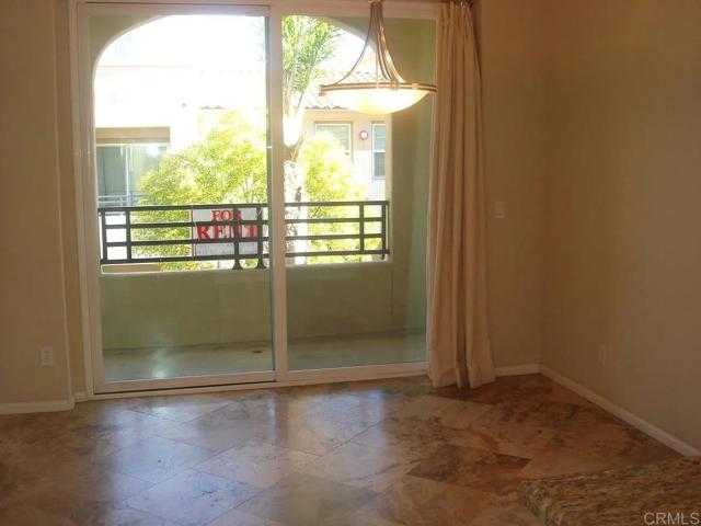 Detail Gallery Image 5 of 16 For 2856 Escala Cir, San Diego,  CA 92108 - 3 Beds | 3/1 Baths