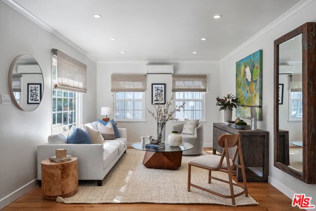 3627 Veteran Avenue, Los Angeles CA: https://media.crmls.org/mediaz/a26d5f2e-952c-4d71-b649-fa4fb1b94fc5.jpg