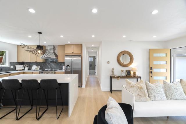 5540 Michigan Boulevard, Concord CA: https://media.crmls.org/mediaz/a26d820f-1b90-4385-a2b7-7dab084816fc.jpg