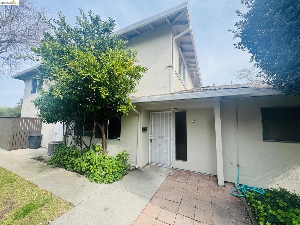 1459 Del Rio Cir #C