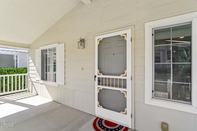 110 La Fortuna, Newbury Park CA: https://media.crmls.org/mediaz/a26edd3e-7028-403f-9b0b-840fac2decf7.jpg