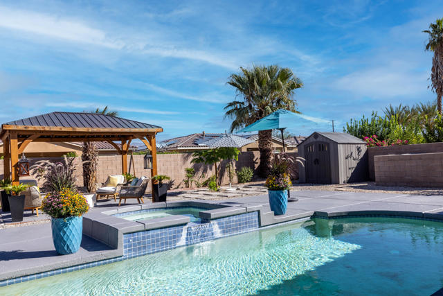 74110 Academy Lane E, Palm Desert, CA 92211