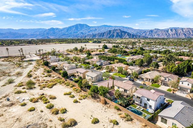 48602 Anastacia Court, Indio CA: https://media.crmls.org/mediaz/a26f75d0-6935-437b-bb02-363f1aac2134.jpg