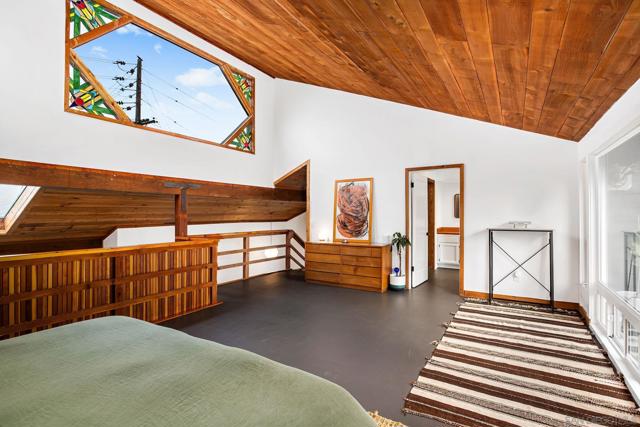 4021 Bernice Dr, San Diego CA: https://media.crmls.org/mediaz/a2701afe-42a0-4456-b051-359f982d7924.jpg