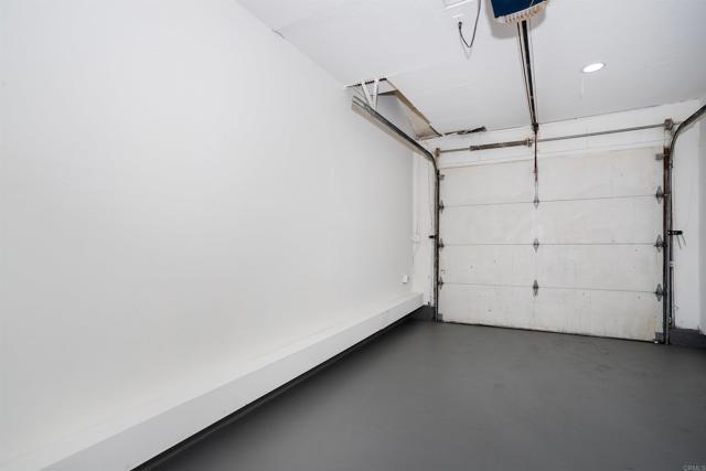 1441 Peacock Blvd, Oceanside CA: https://media.crmls.org/mediaz/a2727435-181b-4759-b6e4-46f308b11d38.jpg