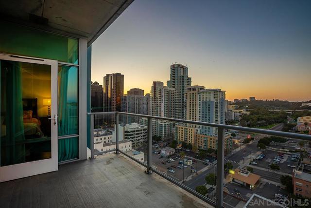 1080 Park Blvd, San Diego CA: https://media.crmls.org/mediaz/a2727958-96dd-451e-9893-9d3bf4aa3ff9.jpg