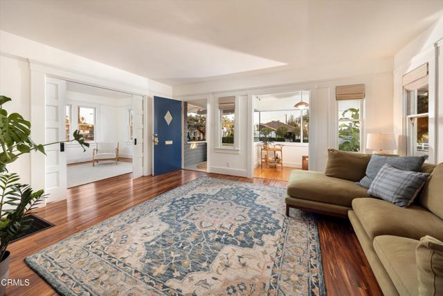 Detail Gallery Image 2 of 36 For 1867 Poli St, Ventura,  CA 93001 - 3 Beds | 1/1 Baths