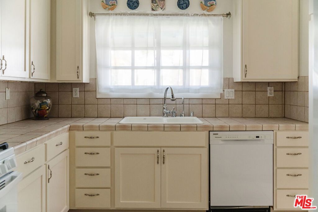 MLS #26836757 image #21