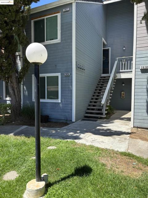 2926 winding lane, Antioch CA: https://media.crmls.org/mediaz/a274a2fe-a7c5-4304-a020-1c654770bfe6.jpg
