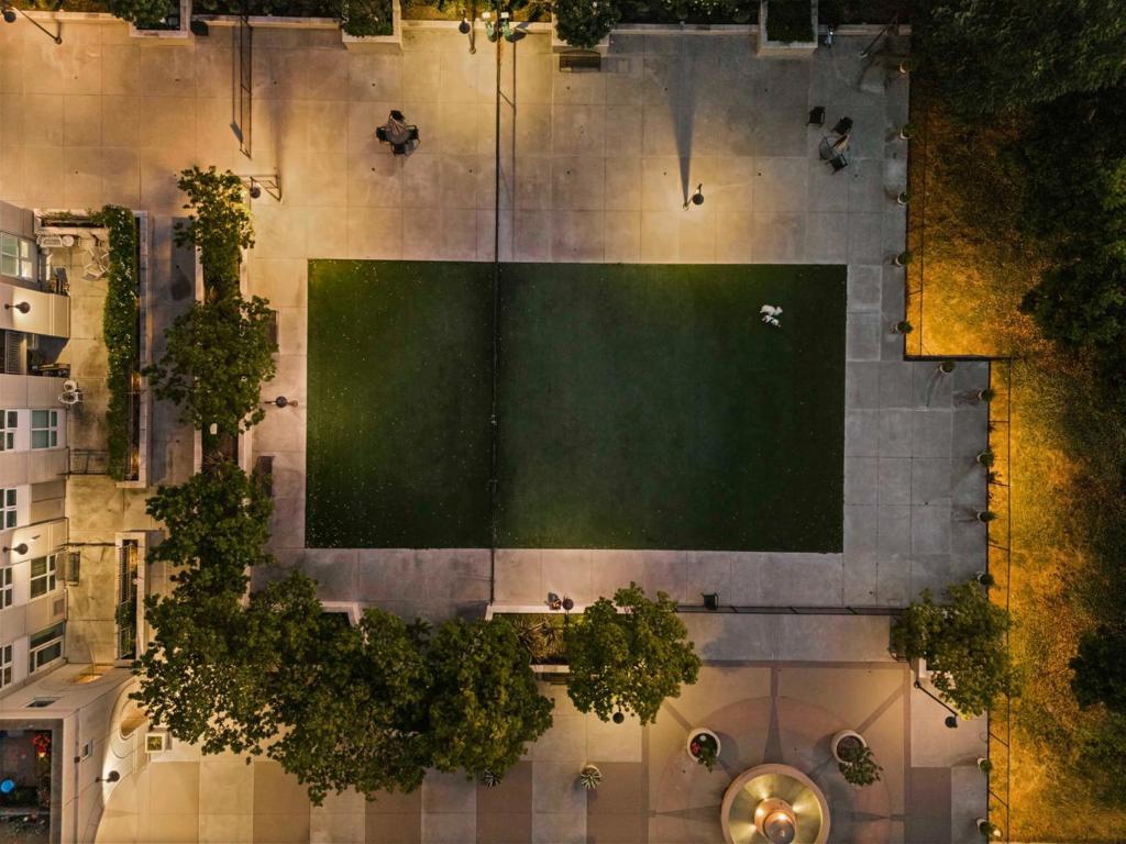https://media.crmls.org/mediaz/a2762aab-4b3a-4023-8931-9c5314f0b40b.jpg?preset=X-Large