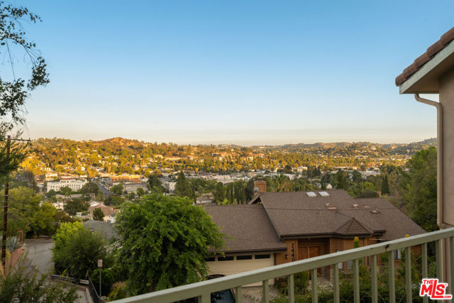 2447 Norwalk Avenue, Los Angeles CA: https://media.crmls.org/mediaz/a2772c0b-9713-4b2e-abb0-86d823fdd5b2.jpg