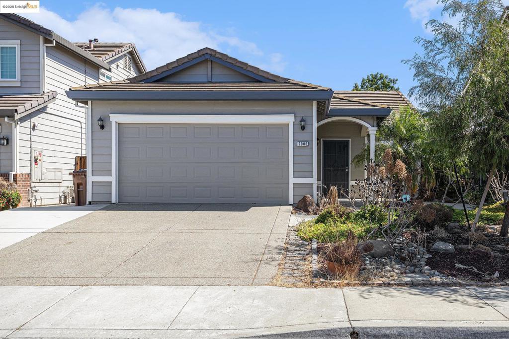 2006 Trailside Dr