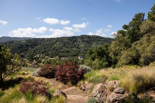 12008 Emerald Hill Lane, Los Altos Hills CA: https://media.crmls.org/mediaz/a2780dc5-7cc0-4fc0-a9e8-b3ffaa8485a8.jpg
