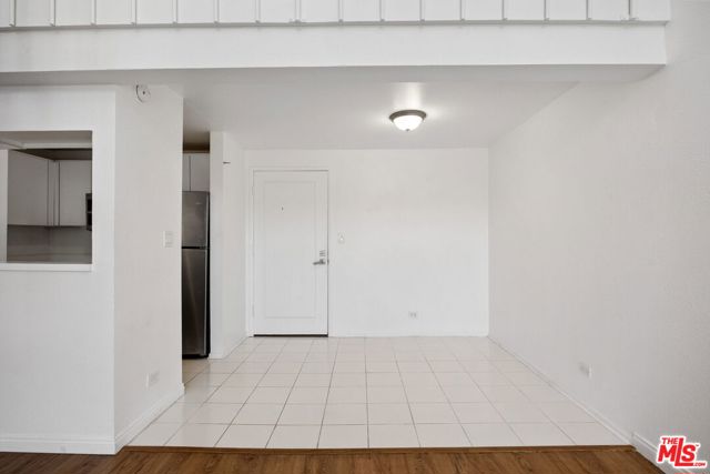 1440 Veteran Avenue, Los Angeles CA: https://media.crmls.org/mediaz/a279b505-2921-43d4-8ce3-66fd9e4612c8.jpg