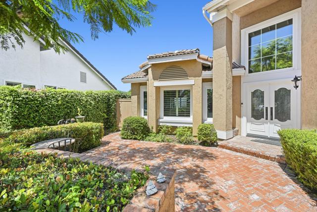 Detail Gallery Image 13 of 59 For 825 Robert Ln, Encinitas,  CA 92024 - 4 Beds | 3 Baths
