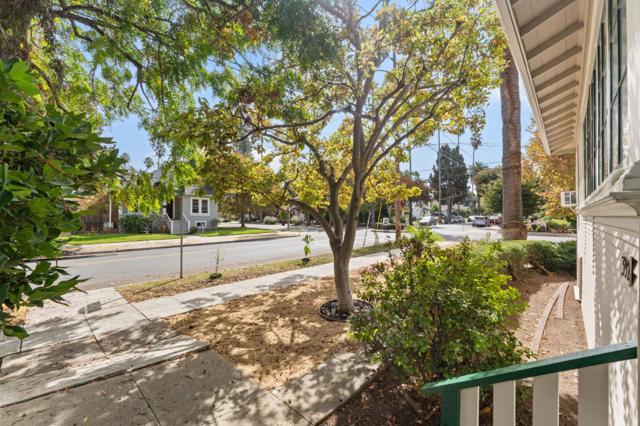 Image 9 of 40 For 392 View Street