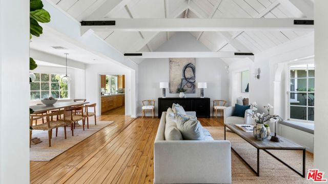 15110 Sutton Street photo 8