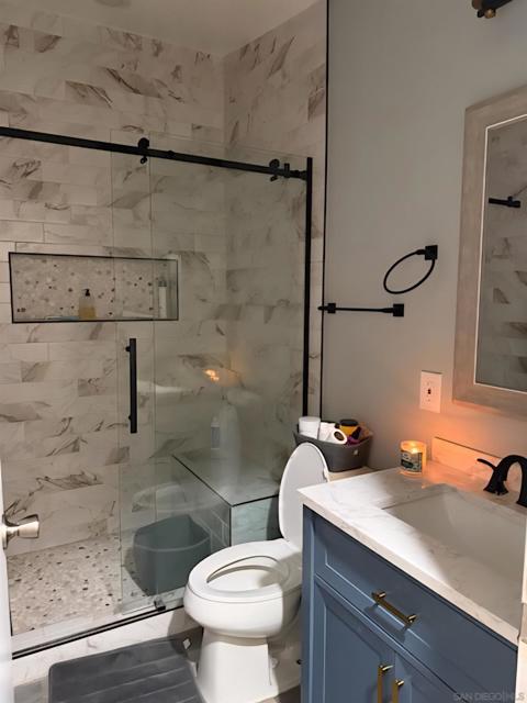 629 Via Santiago, Vista CA: https://media.crmls.org/mediaz/a27d274a-2ab0-4797-abde-736604c93e3f.jpg