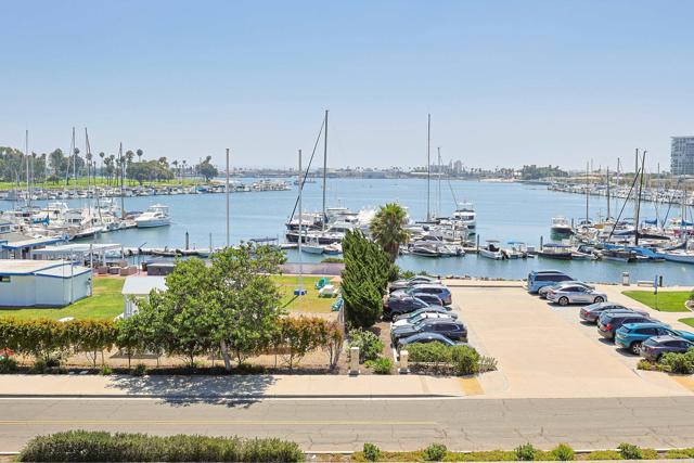 Detail Gallery Image 43 of 57 For 1609 Glorietta Bld, Coronado,  CA 92118 - 2 Beds | 2 Baths