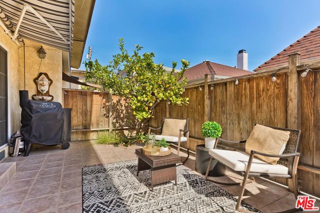 611 9th Street, 2 photo 4