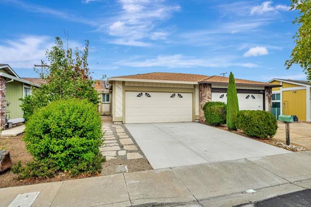 4379 Machado Drive, Concord CA: https://media.crmls.org/mediaz/a27f7f6a-47a2-402b-8992-d6b3642fc6b4.jpg
