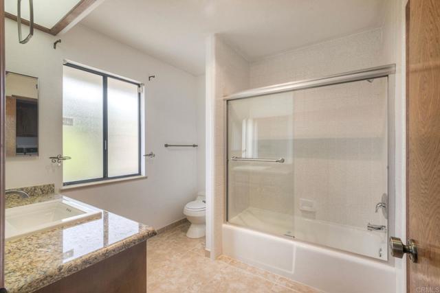 1650 Elevado Road, Vista CA: https://media.crmls.org/mediaz/a28023c5-c9b6-4dd5-ba4f-cfa905917801.jpg