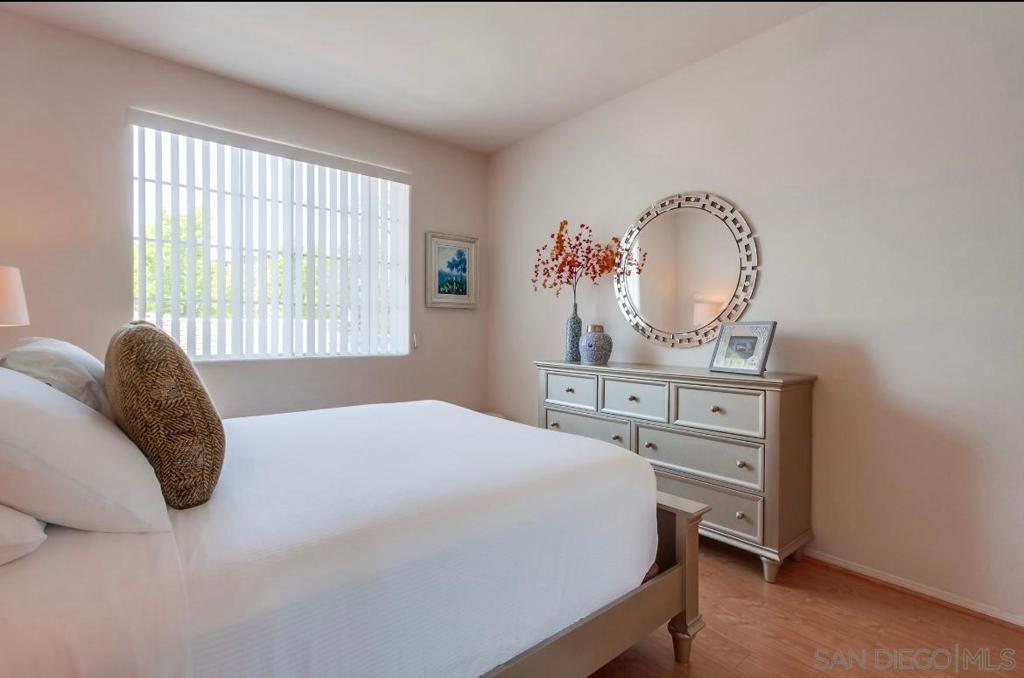 MLS #250042616SD image #28