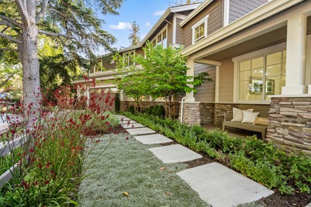 2002 Sunnyview Lane, Mountain View CA: https://media.crmls.org/mediaz/a28189b1-7af1-4740-953e-3b59e58e0325.jpg