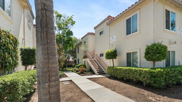 Detail Gallery Image 2 of 35 For 415 Stoney Point Way #106,  Oceanside,  CA 92058 - 2 Beds | 2 Baths