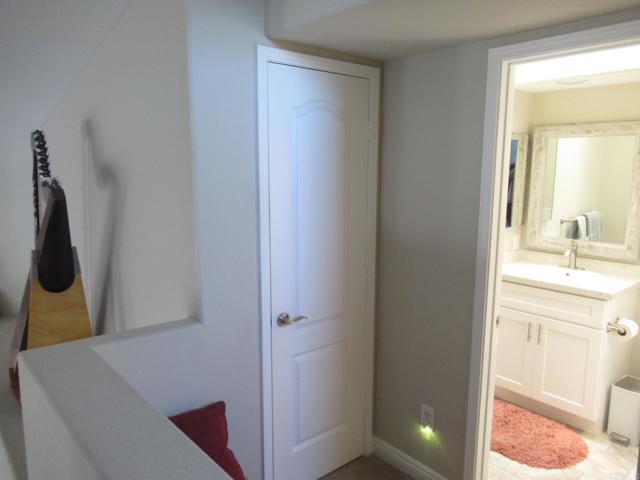 Detail Gallery Image 16 of 44 For 4631 Cyrus Way, Oceanside,  CA 92056 - 3 Beds | 3 Baths