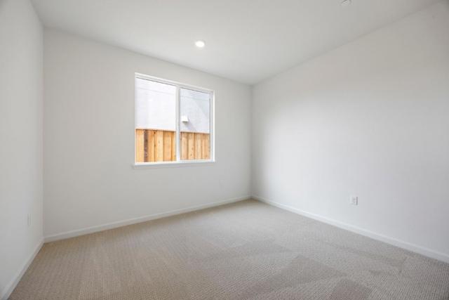 1871 Hydrangea Drive, Hollister CA: https://media.crmls.org/mediaz/a285d98b-1574-4268-b243-efb956dd4b14.jpg