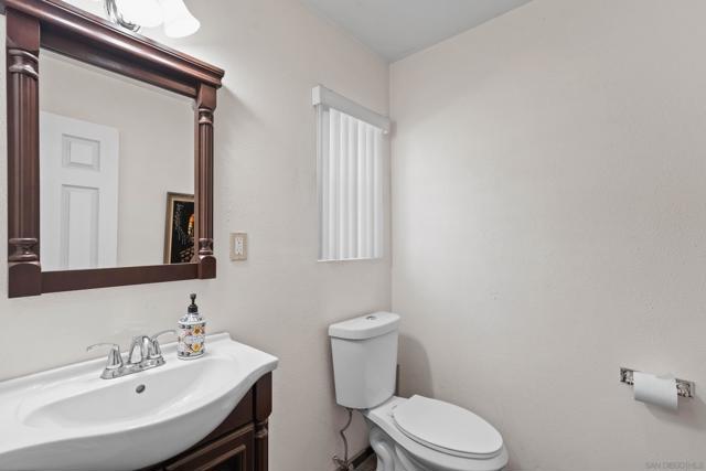 9784 Mizpah Spur, Descanso CA: https://media.crmls.org/mediaz/a2870984-b0bb-4f10-9ca7-59b3960e2630.jpg