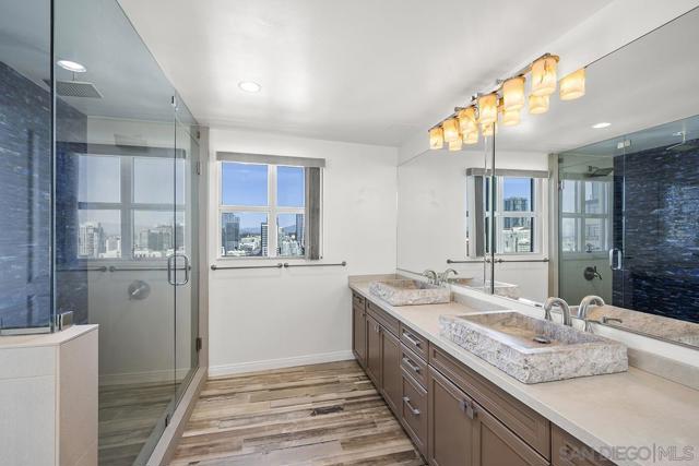 555 Front Street, San Diego CA: https://media.crmls.org/mediaz/a28754b6-7748-432b-8da0-7ae5daeefbf0.jpg